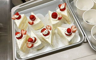 トークライブ in 大阪 第4回「貴方もできる”超！簡単!”ケーキ作り」の様子